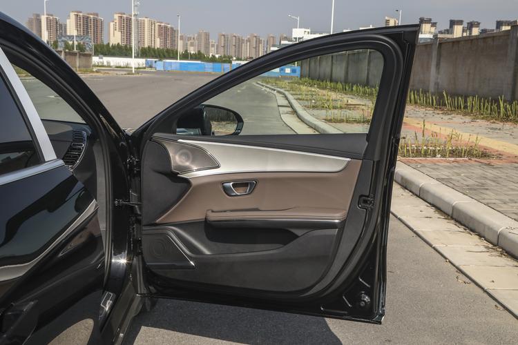 Фото машины 966