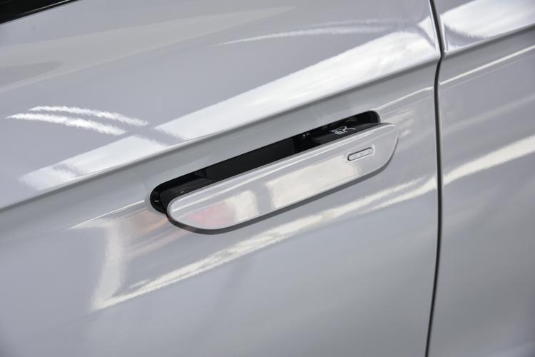 Фото машины 76