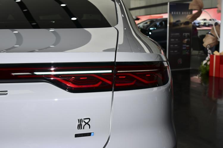 Фото машины 106