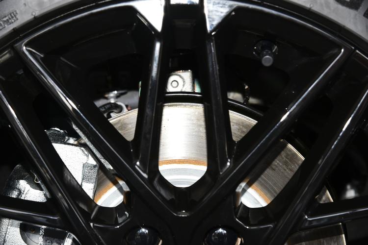 Фото машины 83