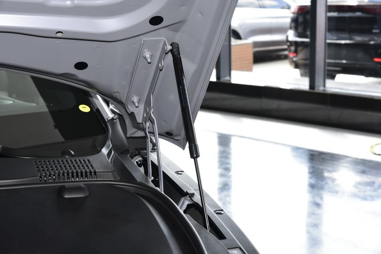 Фото машины 33