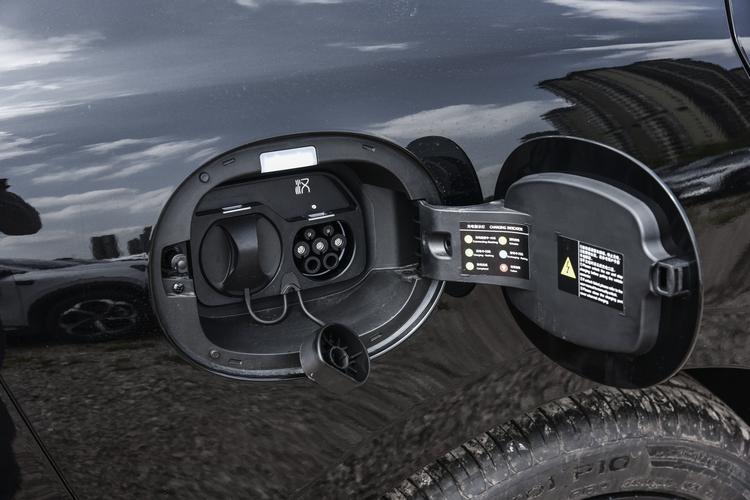 Фото машины 185