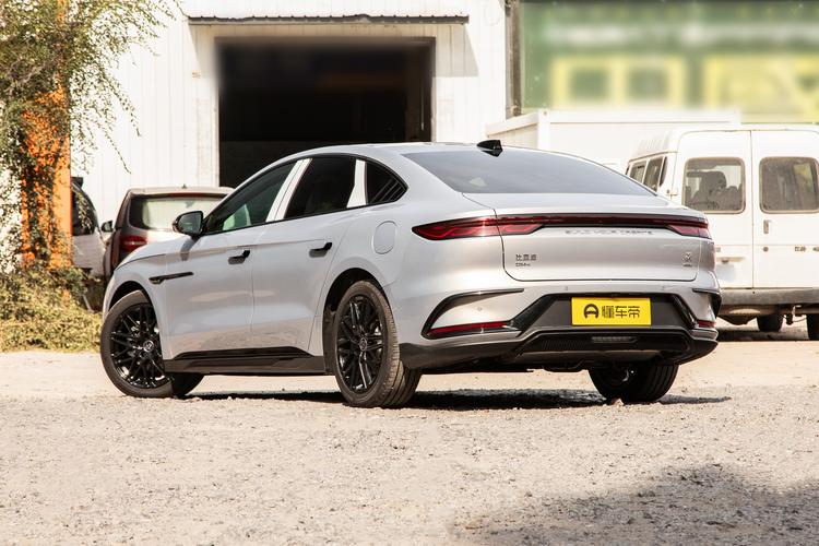 Фото машины 142