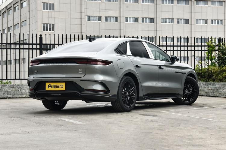 Фото машины 203