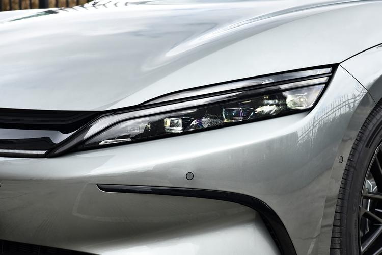 Фото машины 218