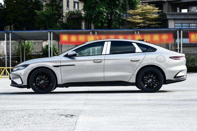 Фото машины 324