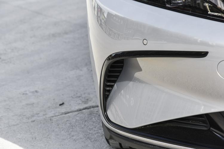 Фото машины 335