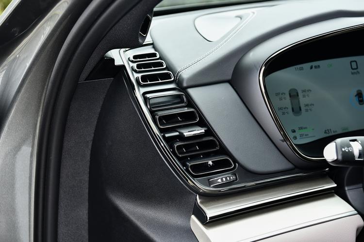 Фото машины 387