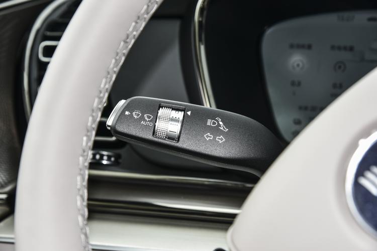 Фото машины 435