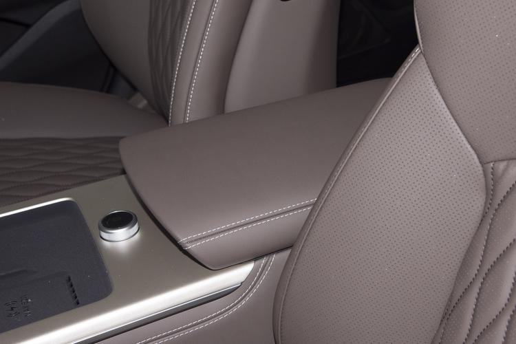 Фото машины 570