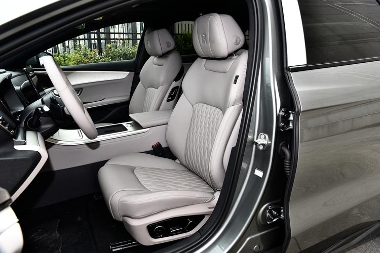 Фото машины 595