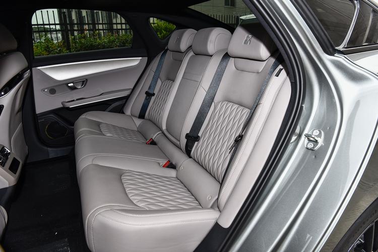 Фото машины 618