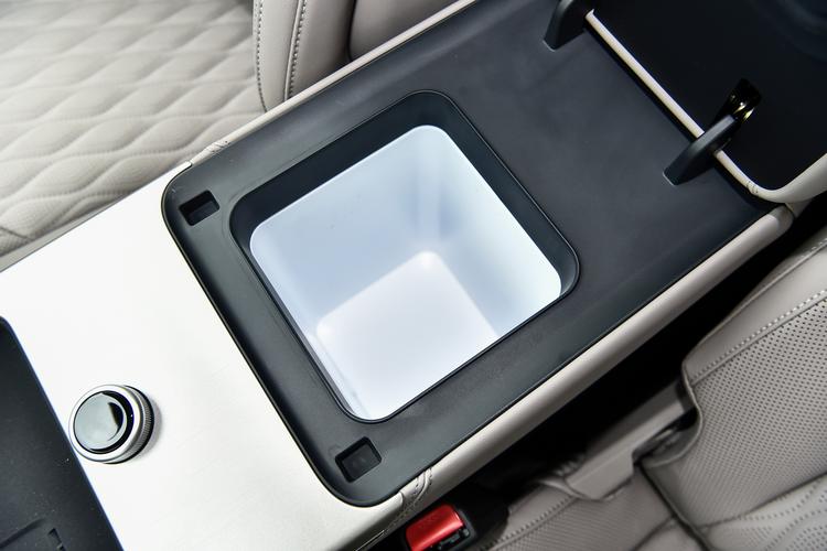 Фото машины 533