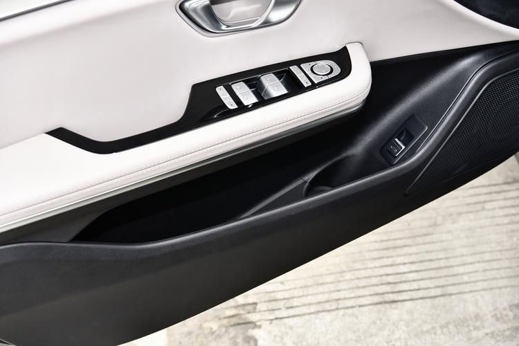 Фото машины 580