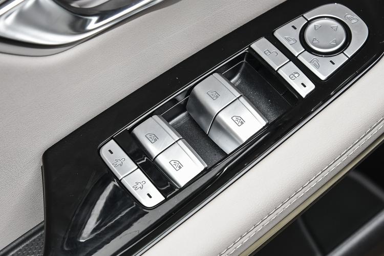 Фото машины 625