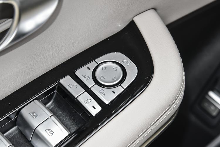 Фото машины 636