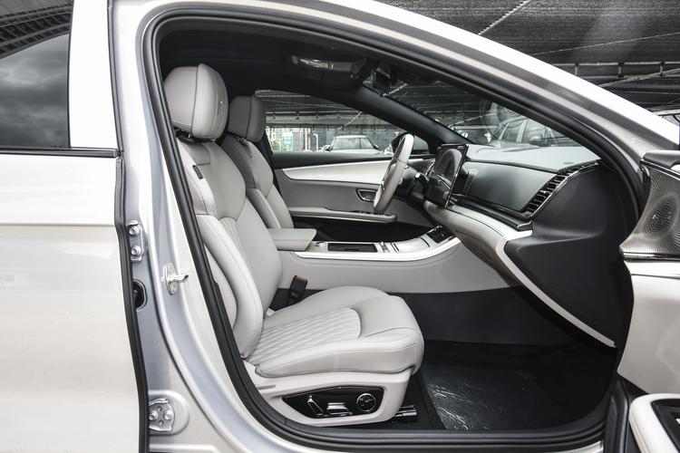 Фото машины 610