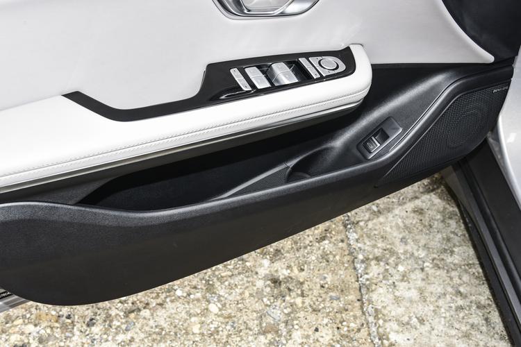 Фото машины 611