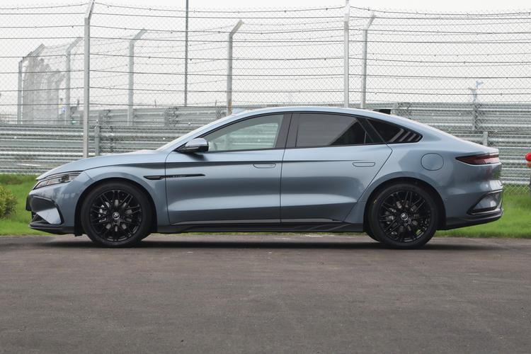 Фото машины 114