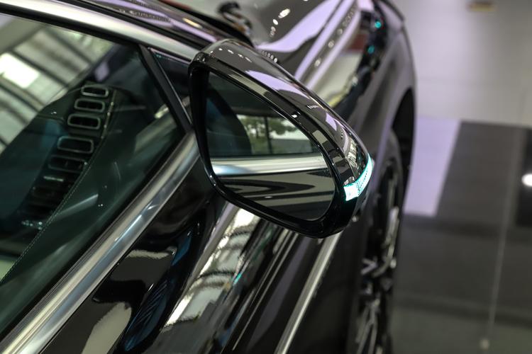 Фото машины 66