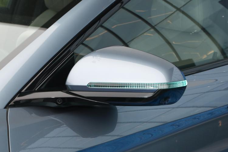 Фото машины 93