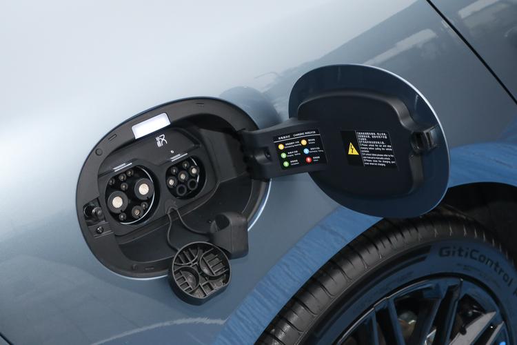 Фото машины 203