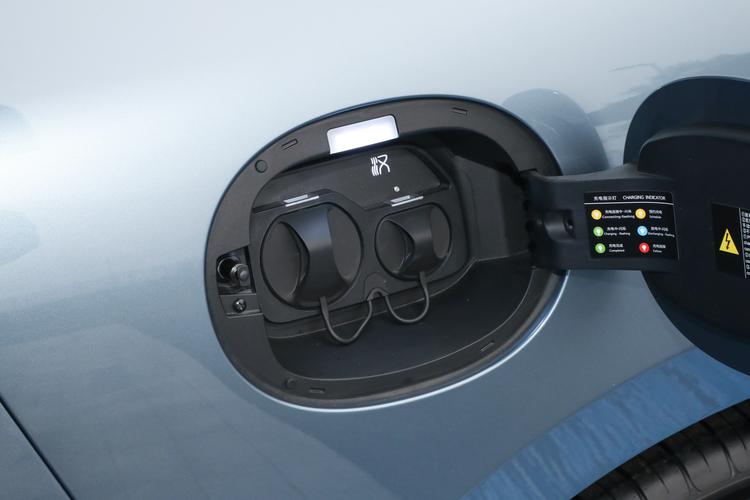 Фото машины 205