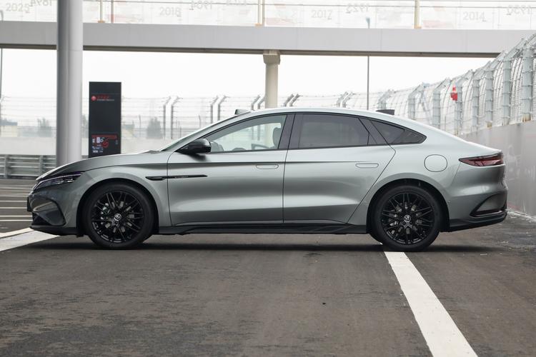 Фото машины 167