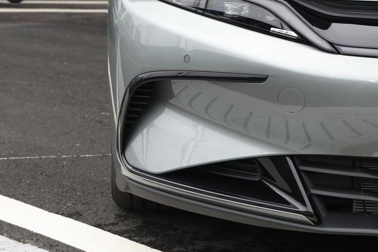 Фото машины 215