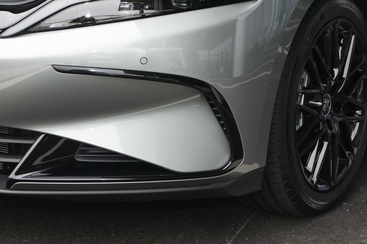 Фото машины 300