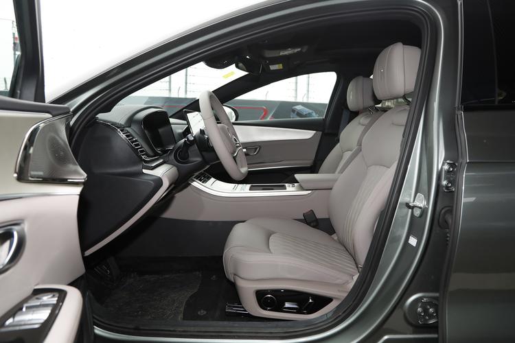 Фото машины 304