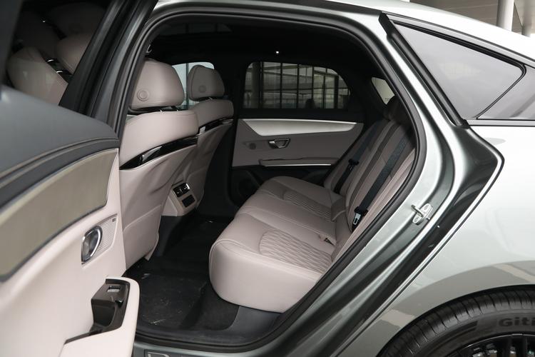 Фото машины 305