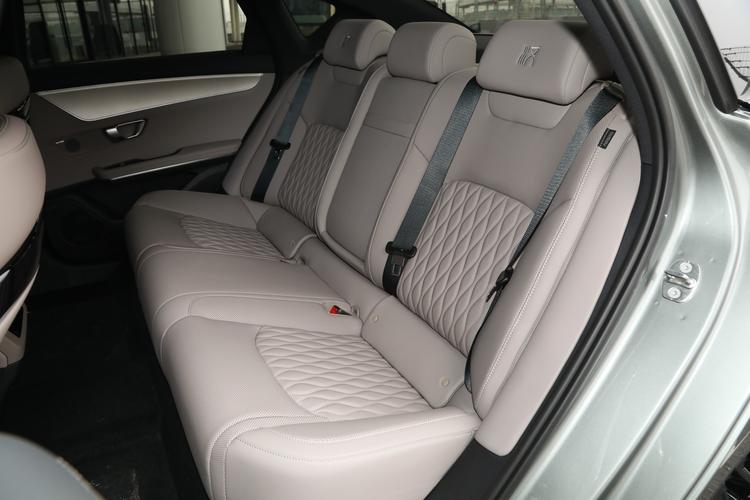 Фото машины 306