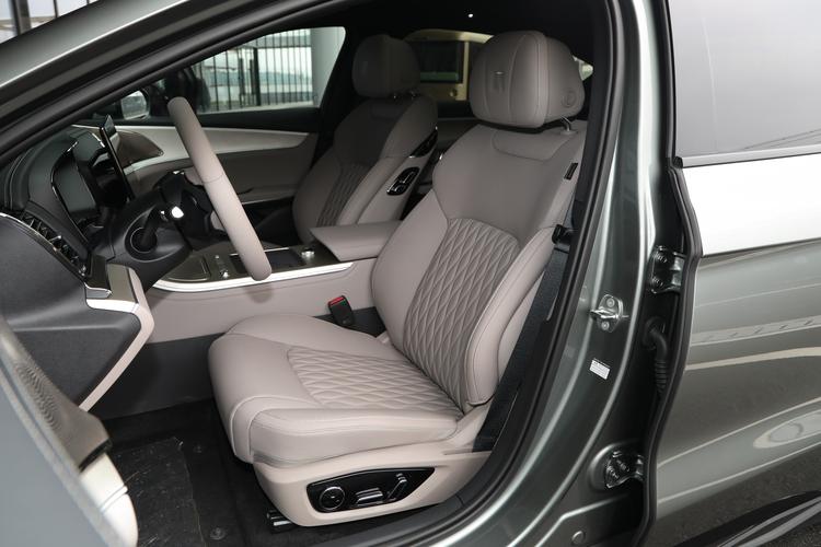 Фото машины 307