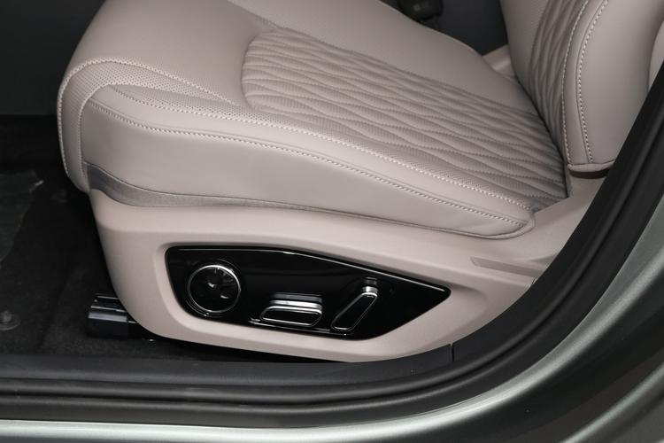 Фото машины 308