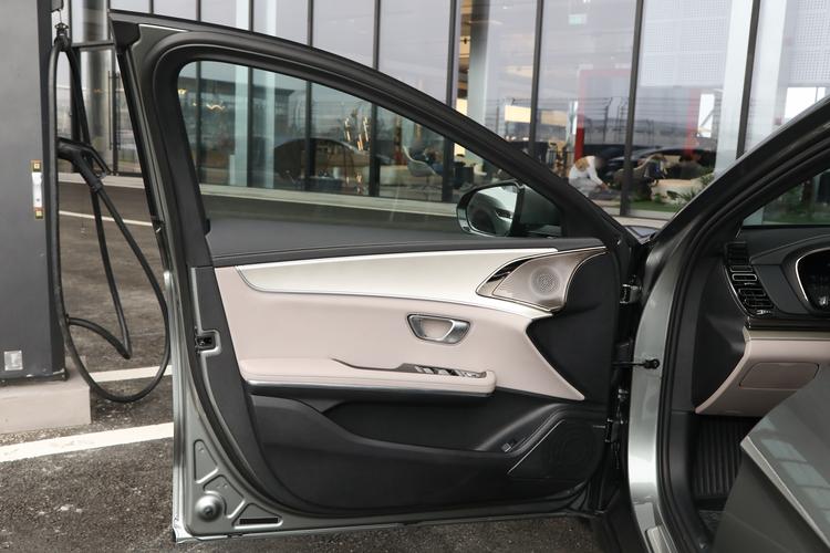 Фото машины 221