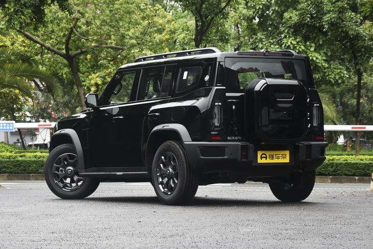 Фото машины 208