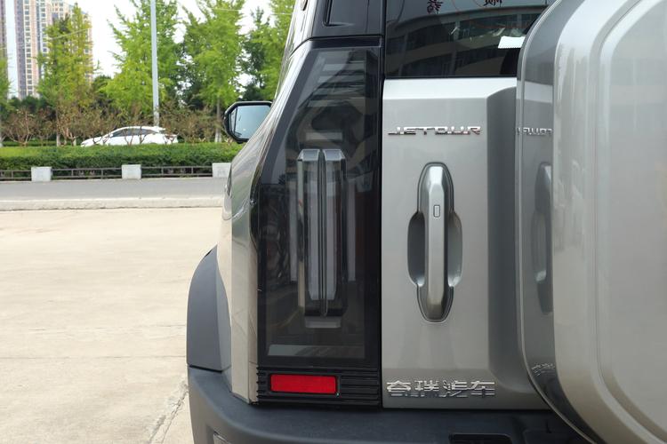 Фото машины 320