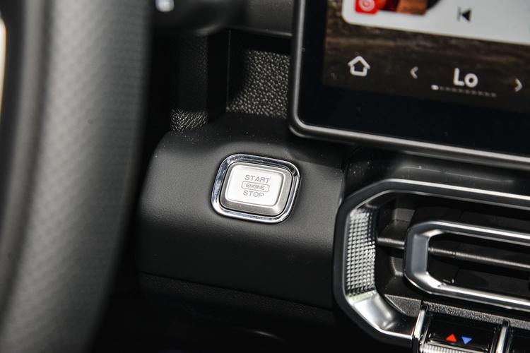 Фото машины 448