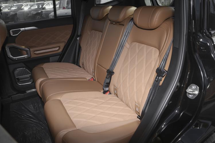 Фото машины 408