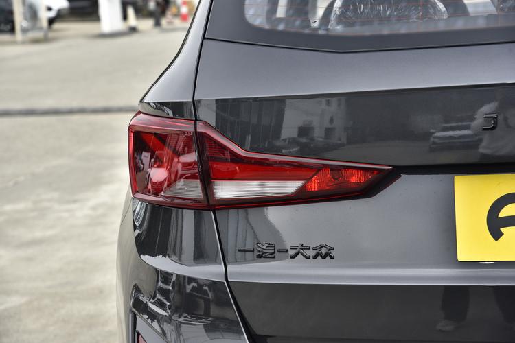 Фото машины 24