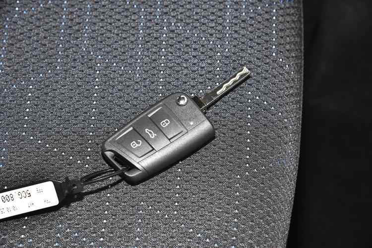 Фото машины 64