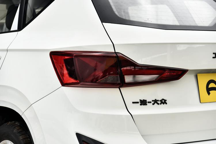 Фото машины 128