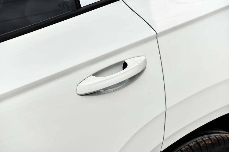 Фото машины 105