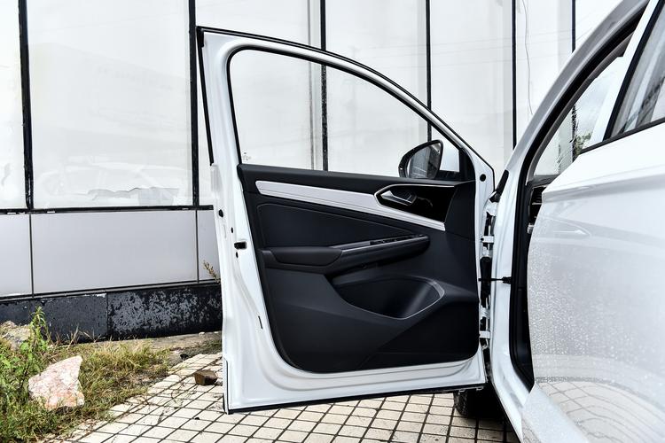 Фото машины 185