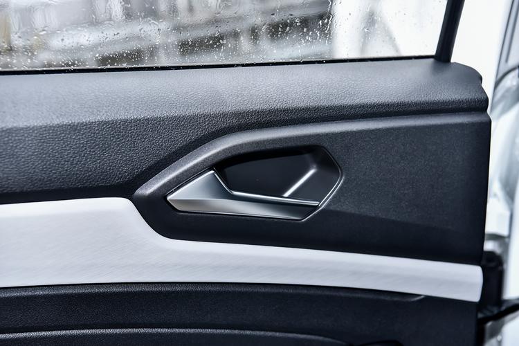 Фото машины 216