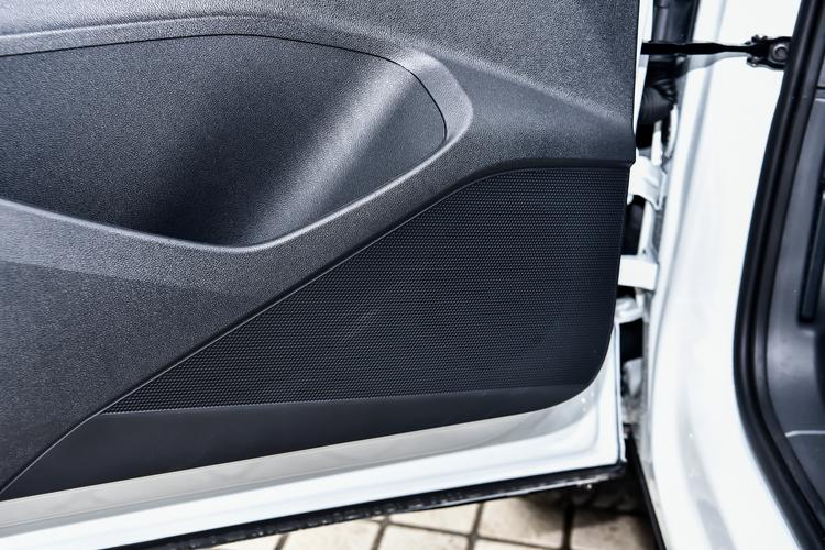 Фото машины 218