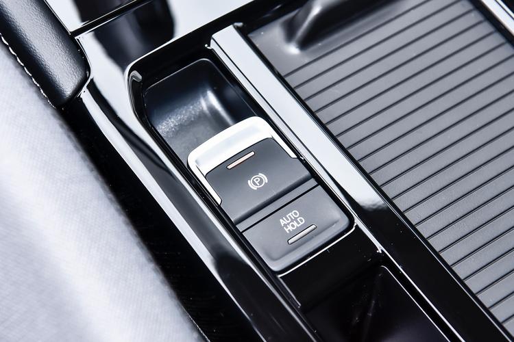 Фото машины 211