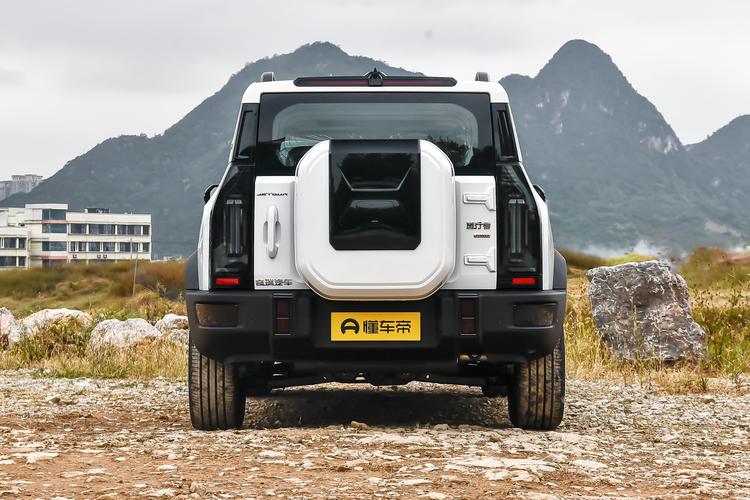 Фото машины 100