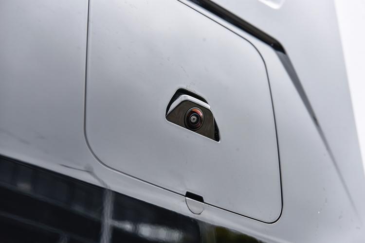 Фото машины 212